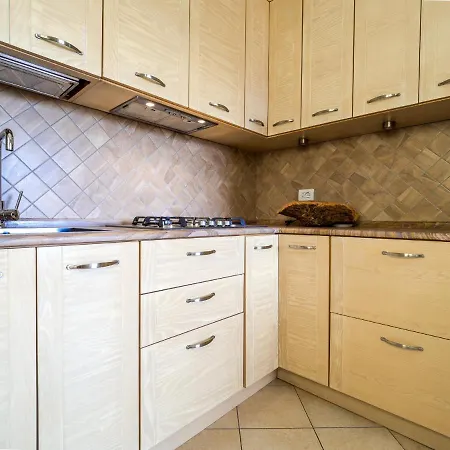 Apartman Jeremy House 53 - Klodge Olbia